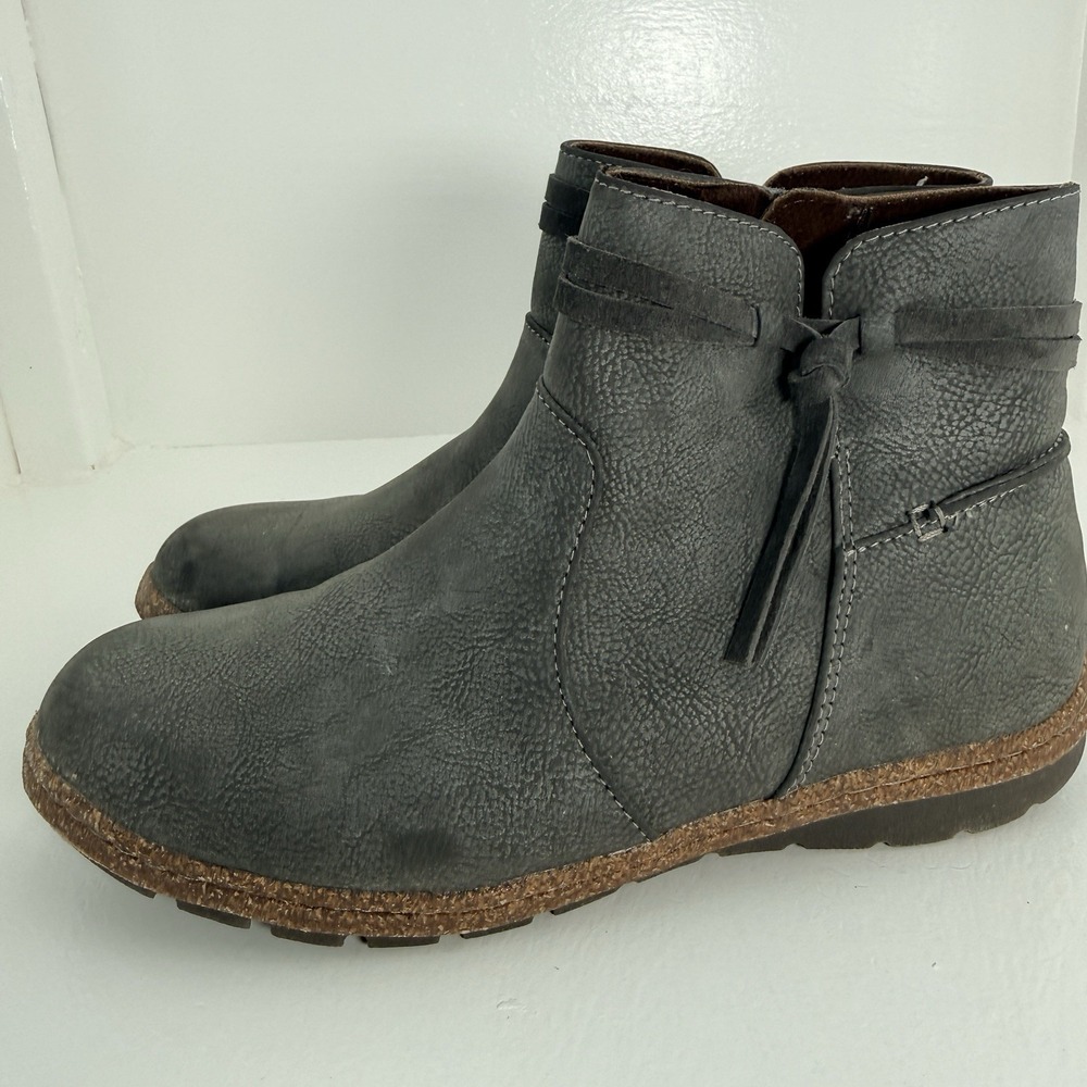 BØC by BORN ADDI Women's Flat Heel Booties Dark Grey Ankle Boots Size 8 M